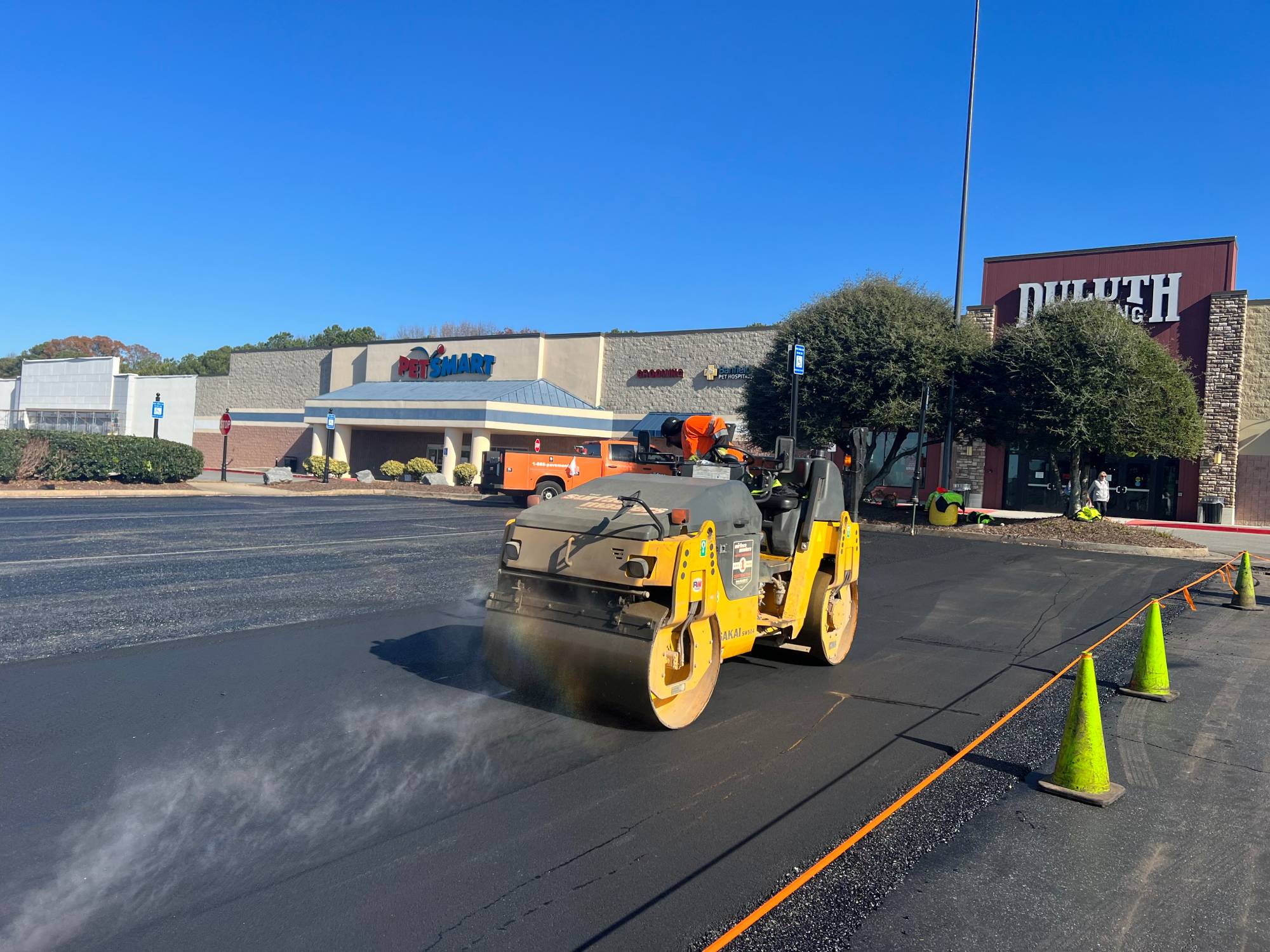 5 Reasons Why An Atlanta Asphalt Company Can Benefit Your Business
