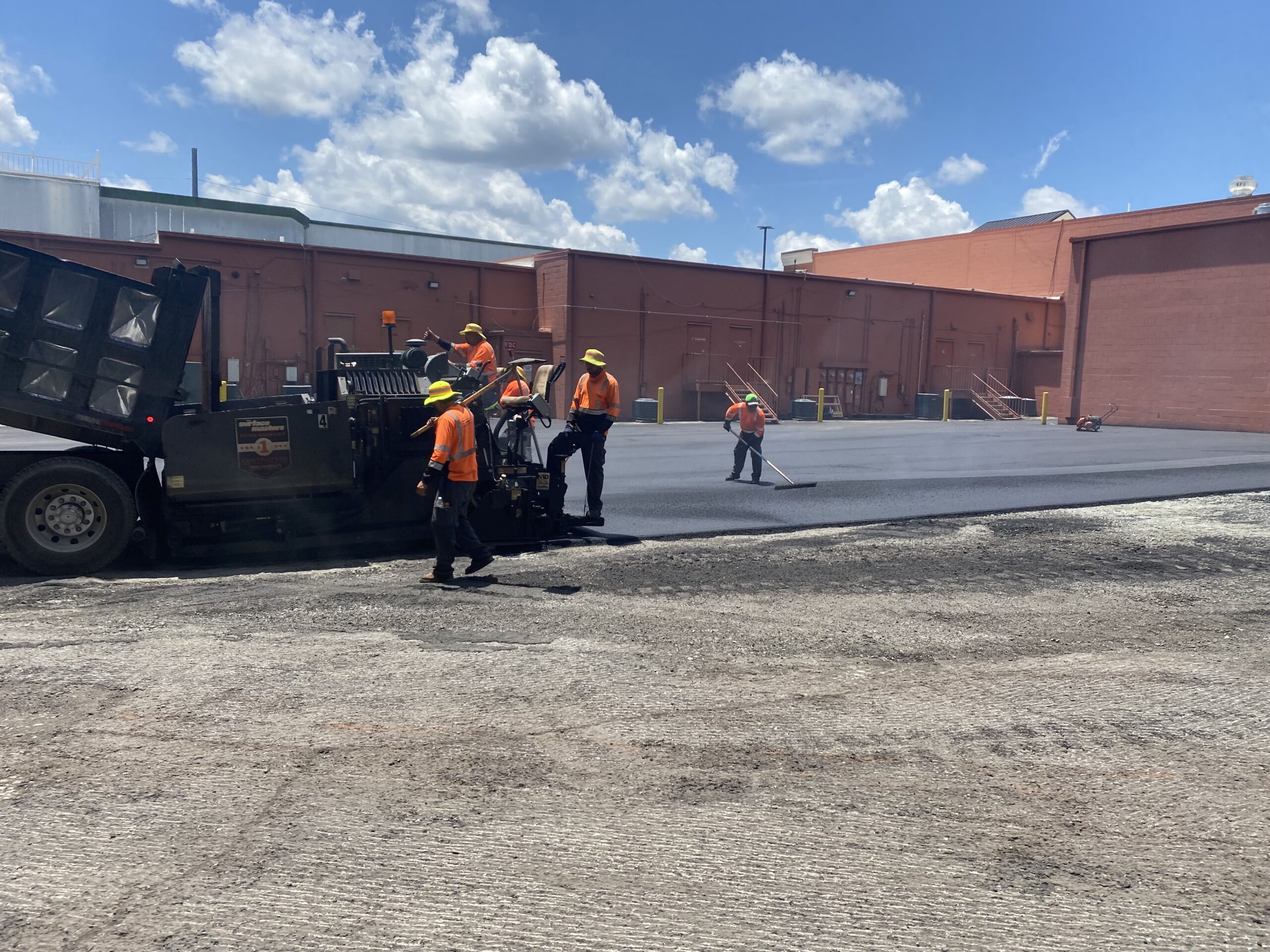 The Benefits of Hot Mix Blacktop Paving